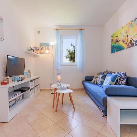 Lumbarda Resort Apartments 외부 사진