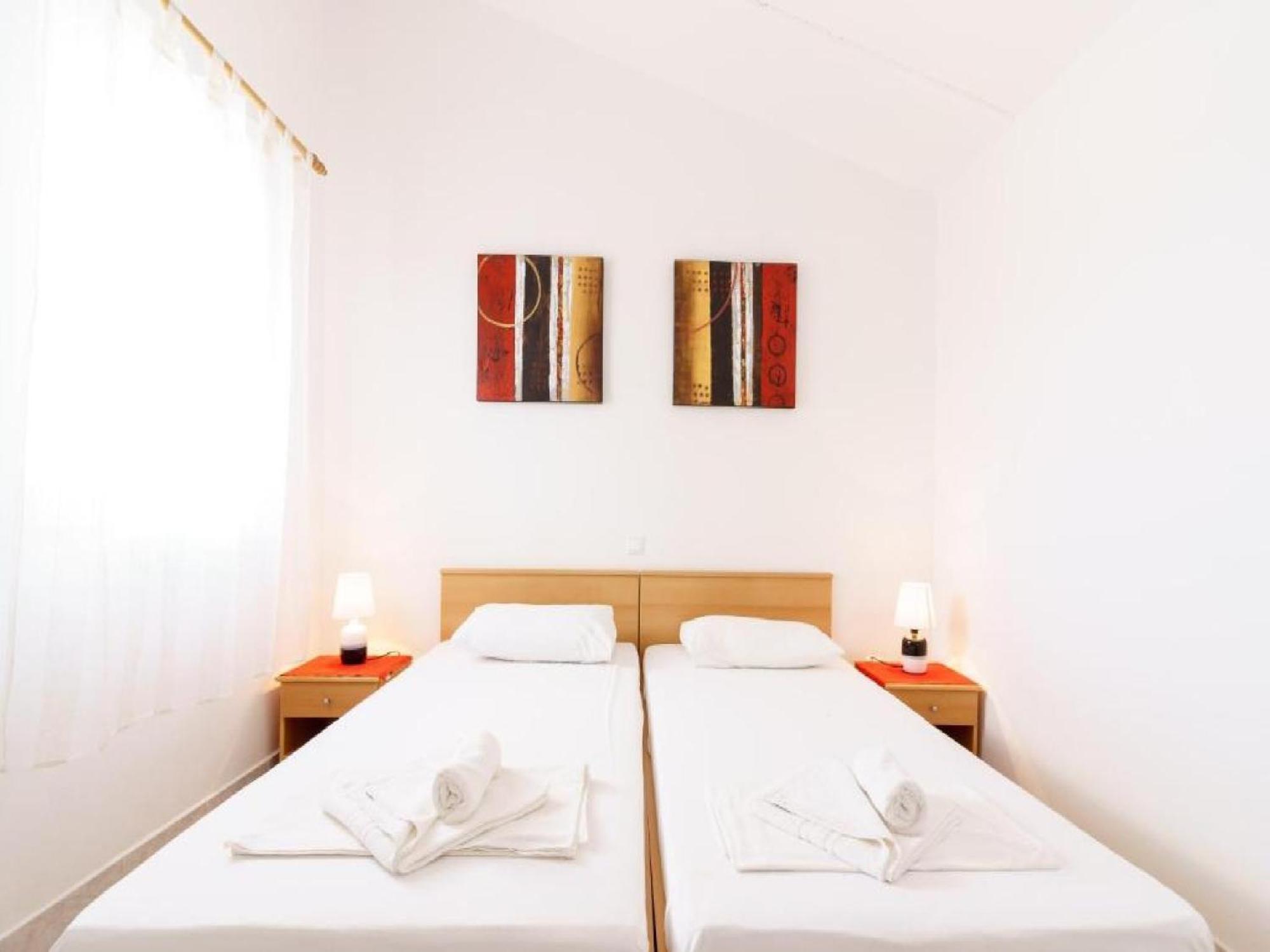 Lumbarda Resort Apartments 객실 사진